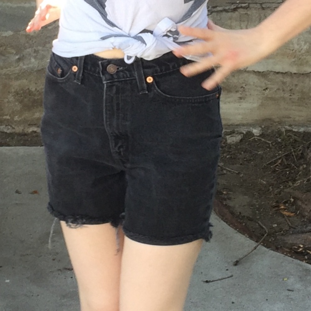 LEVI’s 512 jean cut-offs shirts black size 4